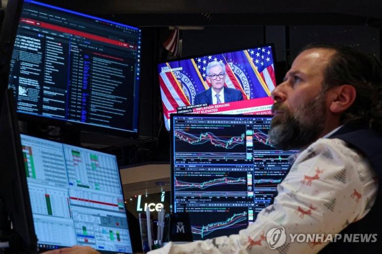 뉴욕증권거래소(NYSE) 트레이더 모습. 사진=연합뉴스