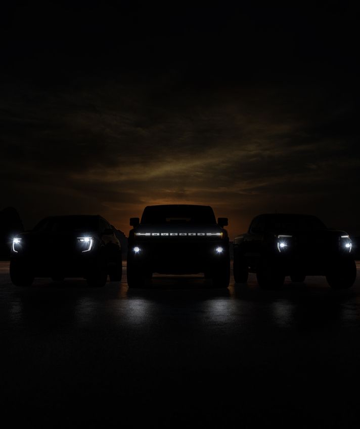 GMC 신형 모델 3종 티저 이미지. GMC 제공.