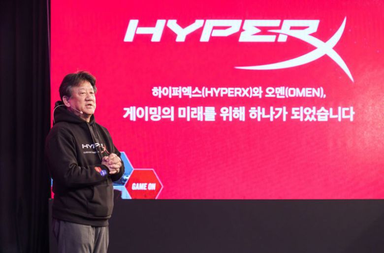 김대환 HP코리아 대표가 22일 서울 강남 프릭업 스튜디오에서 열린 신제품 공개 간담회에서 발표하고 있다. HP코리아 제공