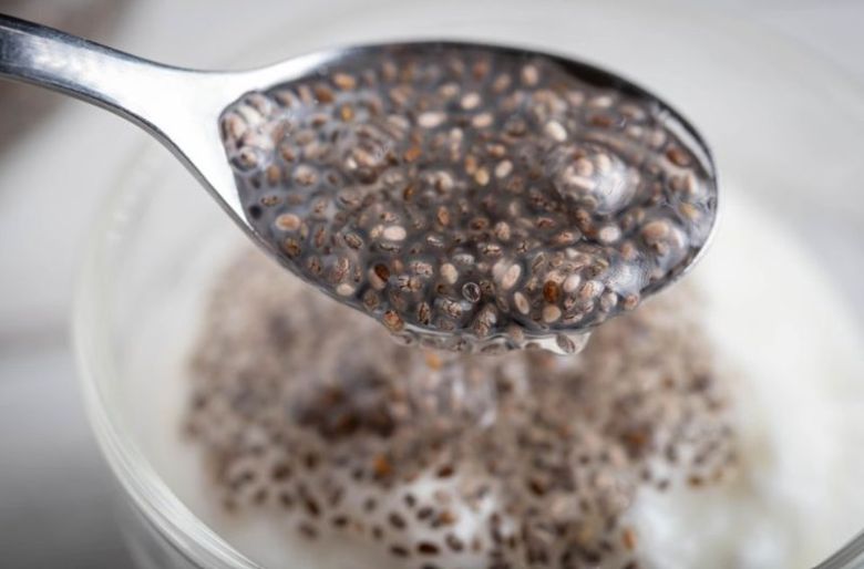 치아시드는 식이섬유 등 각종 영양소가 풍부해 다이어트와 건강에 도움을 주지만, 과도하게 섭취하면 부작용 위험이 크다. /사진=게티이미지뱅크