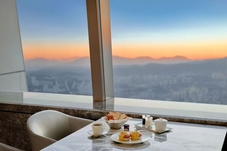 시그니엘 서울, 선라이즈 모닝 세트. 푸마 제공