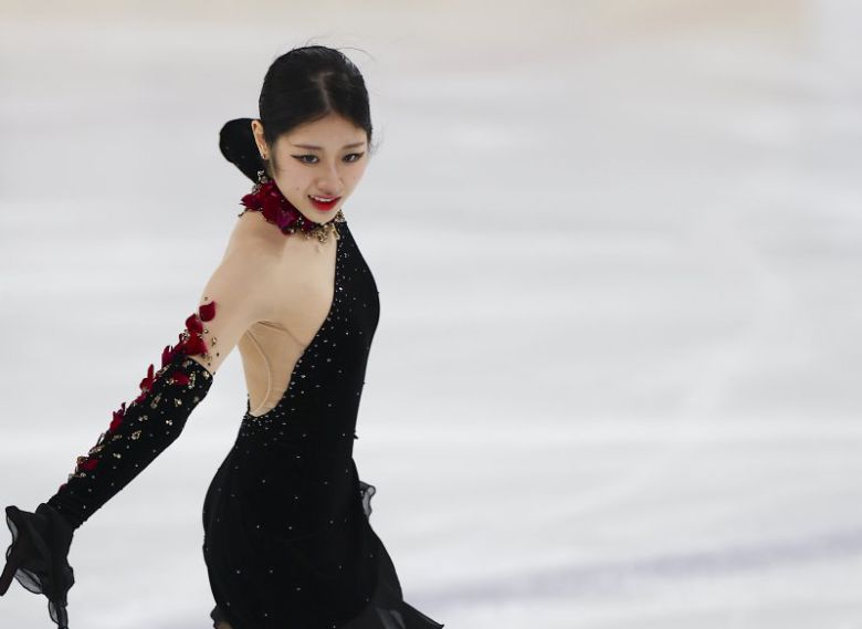 피겨 스케이팅 이해인(고려대)이 30일 서울 양천구 목동 아이스링크에서 열린 2025 KB금융 전국남녀 피겨스케이팅 회장배 랭킹대회에서 여자 시니어부문 프리스케이팅 연기를 선보이고 있다.뉴시스