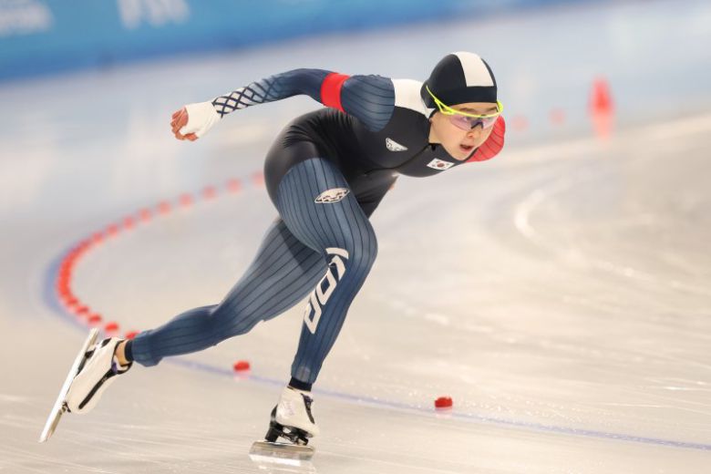 11일(현지시간) 중국 헤이룽장성 하얼빈 스피드 스케이트 오벌에서 열린 하얼빈 동계아시안게임 스피드 스케이팅 여자 1,000m에서 김민선이 역주하고 있다.뉴스1
