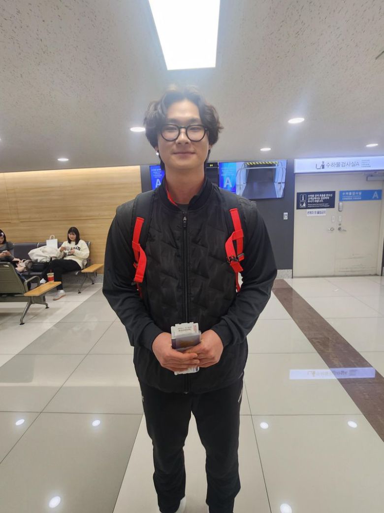 KIA 타이거즈 곽도규가 1월 25일 일본 전지훈련을 위해 출국하고 있다.사진=전상일 기자