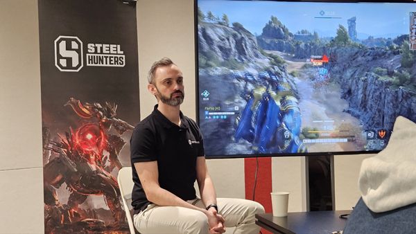 - 로랑 라티시엔 워게이밍 마케팅 디렉터