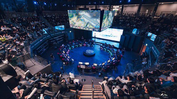 - 이터널 리턴은 2025 이스포츠 지역 리그 종목으로 선정됐다