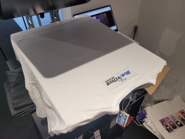 - 블아 로고는 못 참지