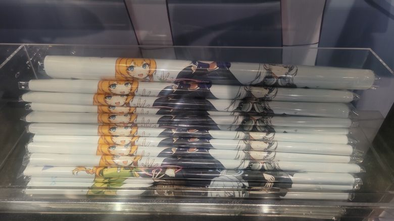 - 컬래버의 추억을 남기기 좋은 포스터