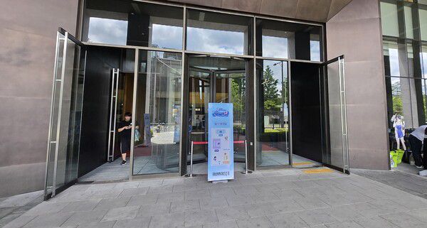 - 이제 들어가 볼까?