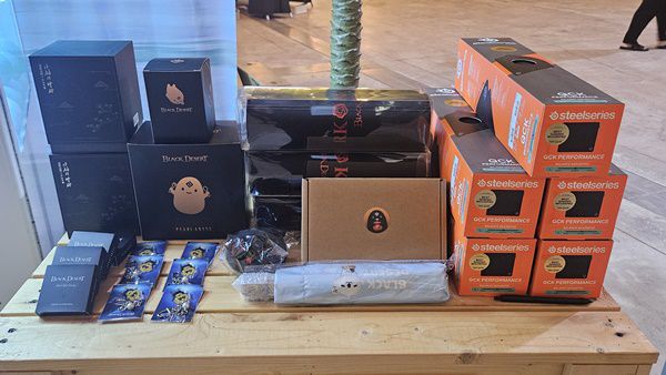 - 체험 부스에서 게임을 완료하면 다양한 굿즈를 받을 수 있다