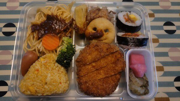 - 매일 이렇게 먹으니 100Kg이...