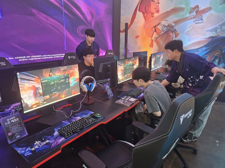 - 인게임에서 간단한 미션을 체험할 수 있는 체험 존