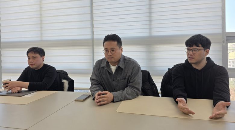 안상현 NHN 어비스디아 PM, 이신희 링게임즈 어비스디아 PD, 김태현 링게임즈 어비스디아 개발실장, (사진= 문원빈 기자)