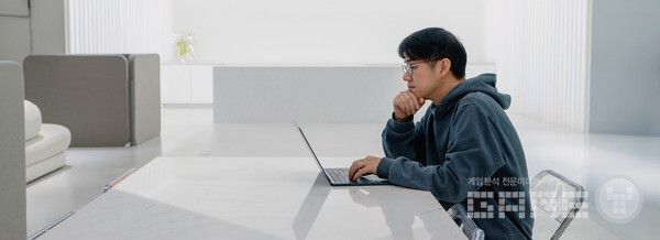 진성건 나 혼자만 레벨업 : 어라이즈 PD / 넷마블