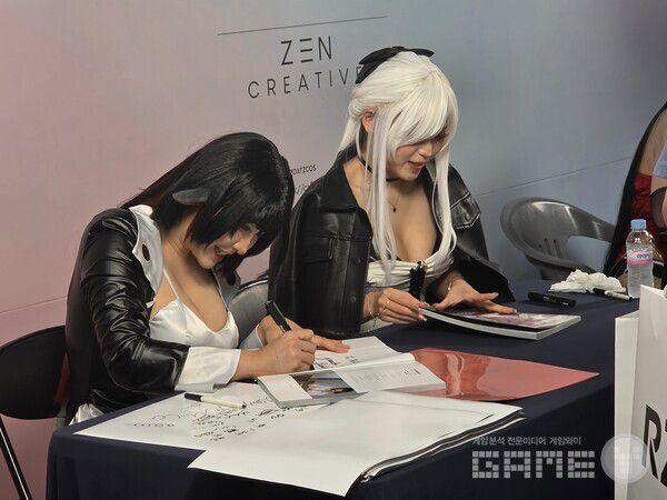 플레이엑스포 알지코스 사인회 /게임와이 촬영