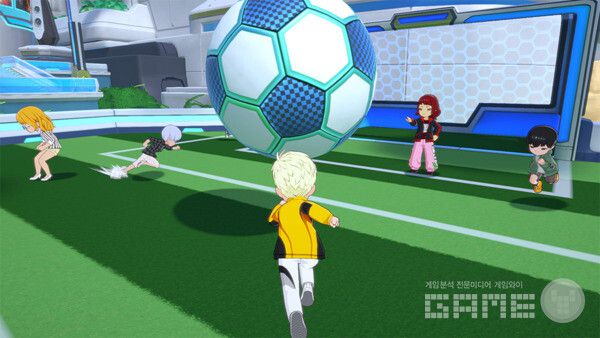 파크에서는 이용자간의 소통뿐만 아니라 축구와 같은 미니게임 콘텐츠가 준비되어 있다 / 출처 사이게임즈 공식 홈페이지