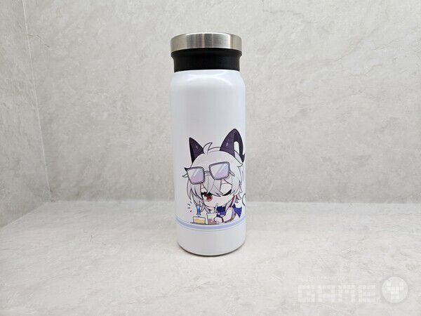 개인적으로 가장 마음에 들었던 것은 젠니 텀블러 / 게임와이 촬영