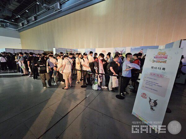 액티비티 존의 경우 미니게임마다 대기열이 많은 편이었다 / 게임와이 촬영