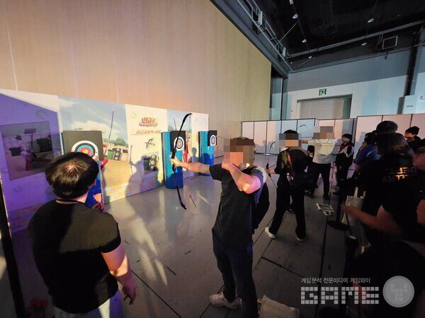 과녁을 맞추는 이벤트도 볼 수 있었다 / 게임와이 촬영