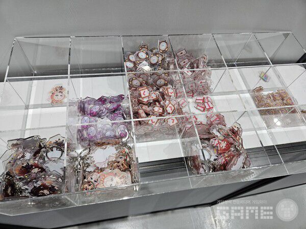 DIY 존에서 받을 수 있는 굿즈의 모습 / 게임와이 촬영