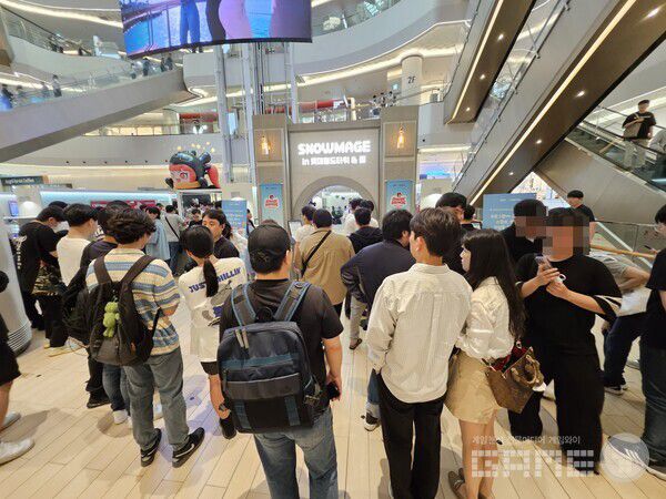 입장을 기다리고 있는 이용자들의 모습 / 게임와이 촬영