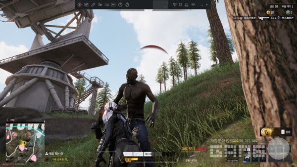 초반에는 이용자가 아닌 몬스터와의 대전이 주가 된다. 생각보다 약한 경우가 많다. 한 방이면 훅 간다. 다만 후반에는 같이 레벨을 올려야 하기 때문에 몬스터와의 대결이 힘들 수 있다. 슈퍼피플 /게임와이 촬영