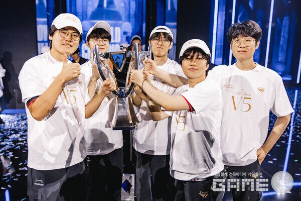 2024 롤드컵 우승팀 T1