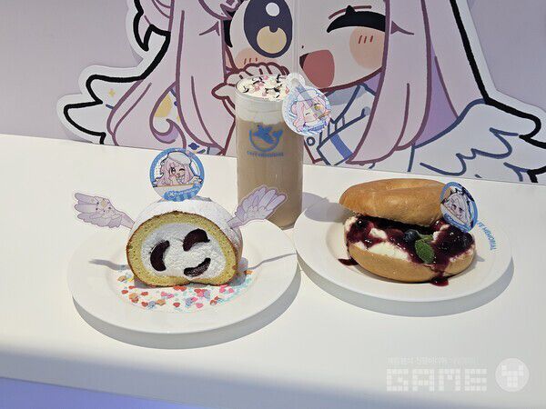 미카 홍대 콜라보가 생각나는 메뉴도 만나볼 수 있었다 / 게임와이 촬영