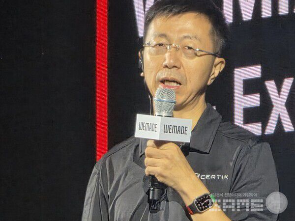 기술적인 안정성에 대해 설명하는 미국 블록체인 보안 전문 기업 서틱(CertiK)의 캉 리 최고 기술 책임자(CTO) /게임와이 촬영