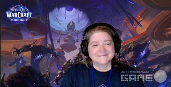 마리아 해밀튼 디자인 디렉터 (Maria Hamilton, Design Director)