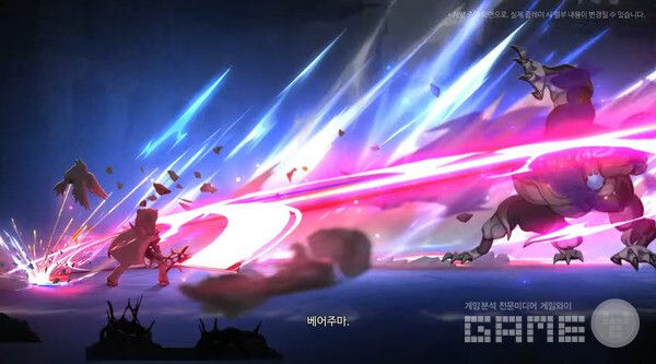 특히 '대검 아킬라'와의 연계가 뛰어나다. 아킬라-벌처 사출-아킬라 콤보가 가능하다.