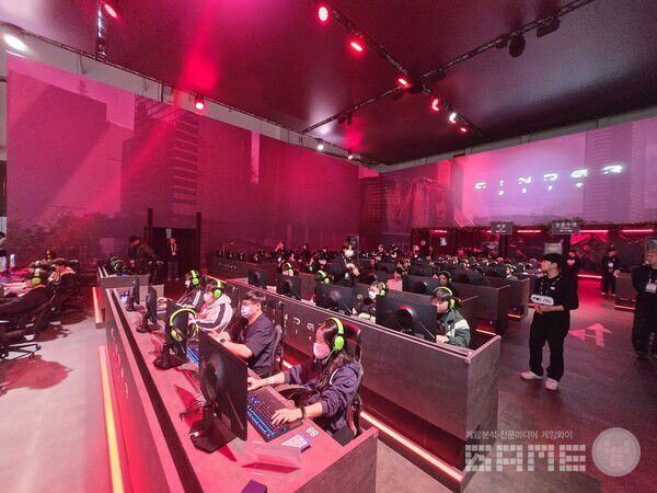 지스타 2025 엔씨 부스 현장 / 게임와이 촬영