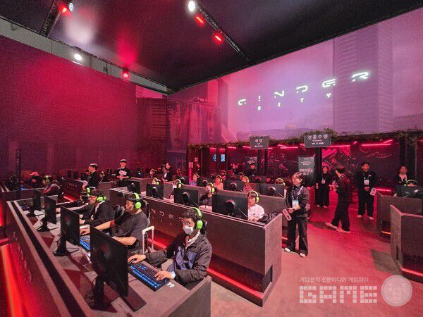 지스타 2025 엔씨 부스 현장 / 게임와이 촬영