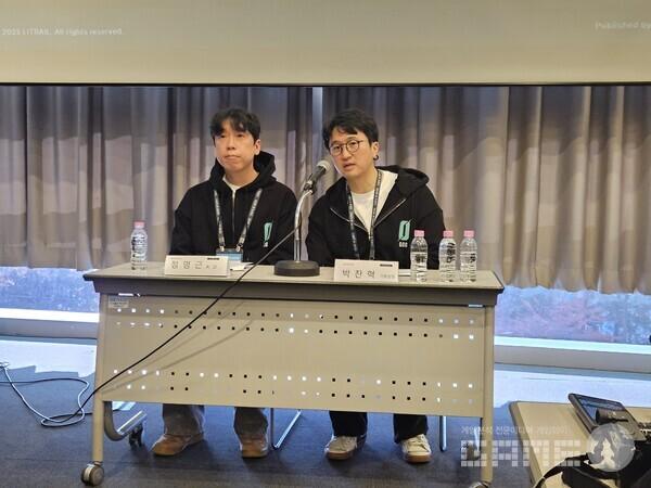 좌측부터 정명근 AD, 박찬혁 기획팀장이다 / 게임와이 촬영