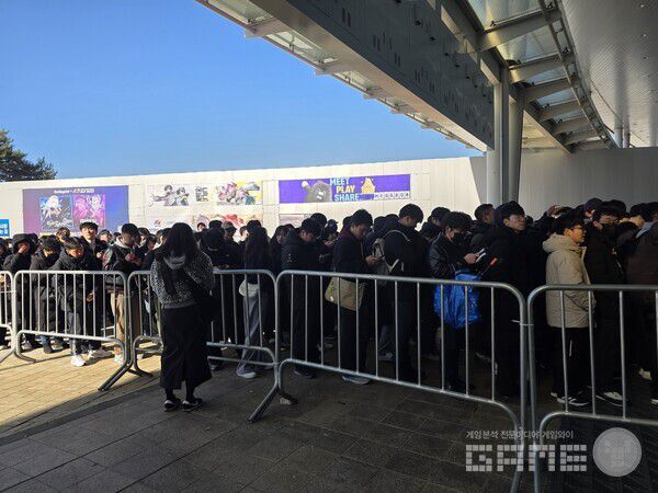 이 줄이 언제 사라질까?...AGF 2025 /게임와이 촬영