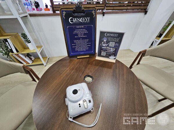 카페인만큼 사진기와 콘센트도 찾아볼 수 있었다 / 게임와이 촬영