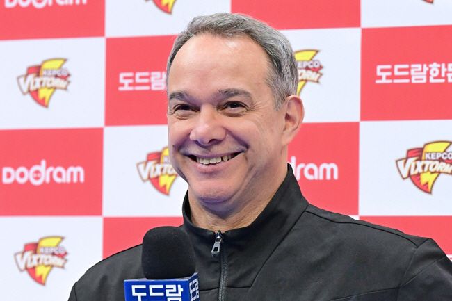 마우리시오 파에스 감독. 사진=KOVO