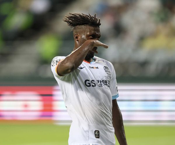 출처=호날두 타바레스 SNS