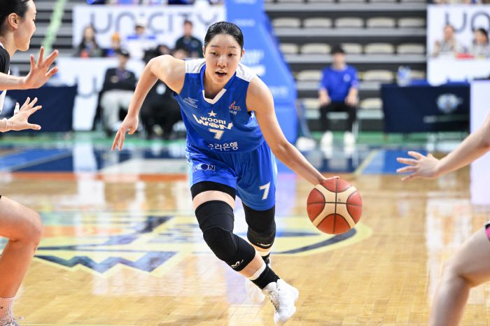 우리은행 공격 2옵션으로 맹활약하고 있는 괴물 신인 이민지. 사진제공=KBL