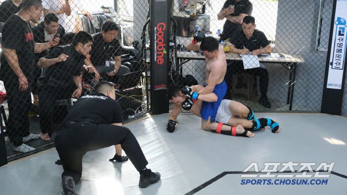 로드FC 센트럴리그 경기장면. 사진제공=로드FC