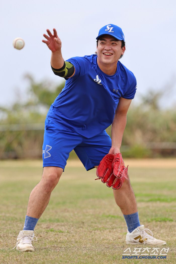 캠프에서 훈련중인 이재희.