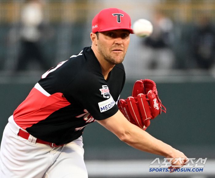 9일 부산 사직야구장에서 열린 KIA와 롯데의 경기, KIA 선발투수 네일이 역투하고 있다. 부산=허상욱 기자wook@sportschosun.com/2025.04.09/