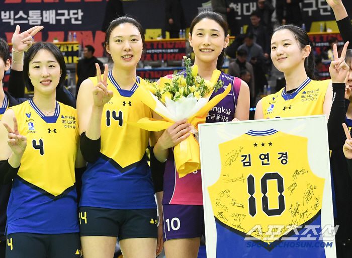 김연경의 은퇴 투어 행사에 황연주-양효진과 함께 참여한 이다현. 수원=정재근 기자 cjg@sportschosun.com/2025.2.21/