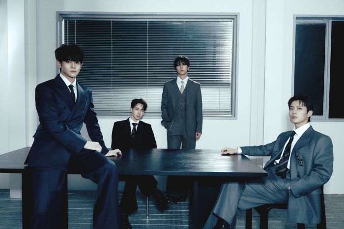 하이라이트. 사진 제공=어라운드어스