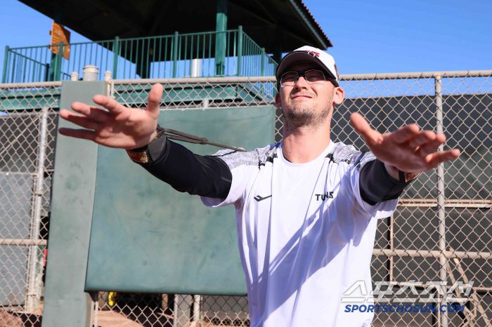 코엔 윈이 지난 2월 애리조나 캠프서 초청 선수로 훈련하던 모습. 사진제공=LG 트윈스