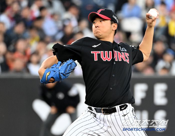 29일 대전한화생명볼파크에서 열린 LG와 한화의 경기, LG 선발투수 송승기가 역투하고 있다. 대전=허상욱 기자wook@sportschosun.com/2025.04.29/