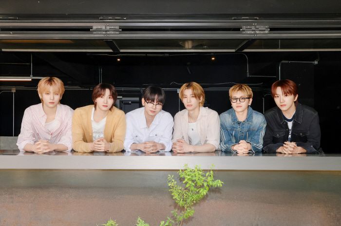 보이넥스트도어 태산, 성호, 명재현, 이한, 리우, 운학(왼쪽부터). 사진 제공=KOZ엔터테인먼트