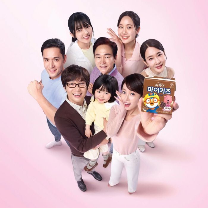 사진 출처=황정음 계정