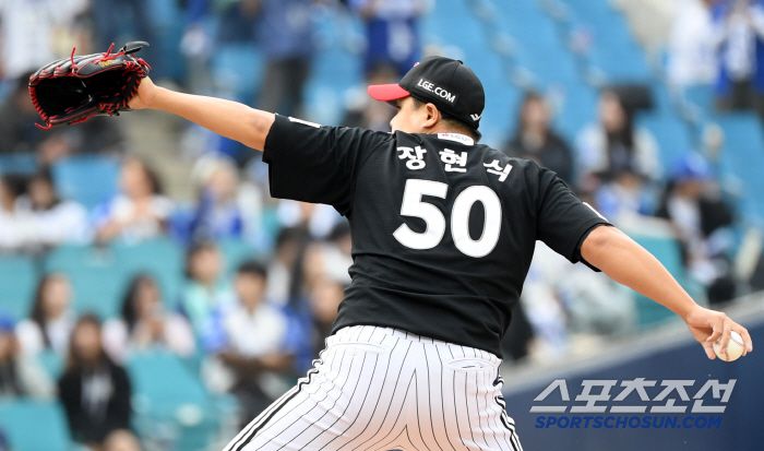 11일 대구 라이온즈파크에서 열린 삼성 라이온즈와 LG 트윈스의 경기. LG 장현식이 역투하고 있다. 대구=박재만 기자 pjm@sportschosun.com/2025.05.11/