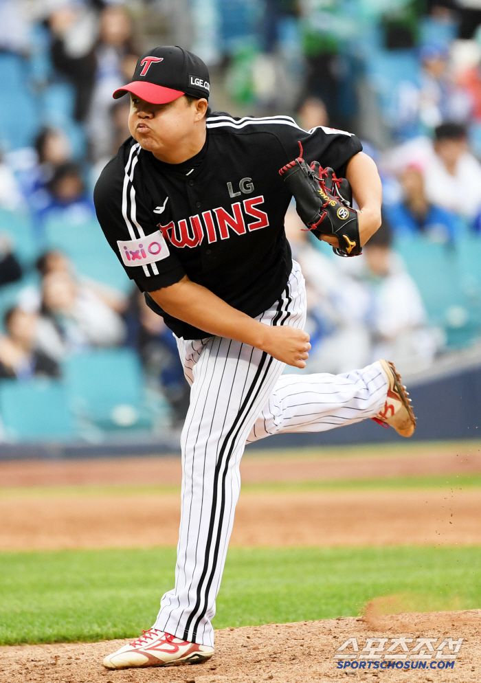 10일 대구 라이온즈파크에서 열린 삼성 라이온즈와 LG 트윈스의 경기. LG 장현식이 역투하고 있다. 대구=박재만 기자 pjm@sportschosun.com/2025.05.10/